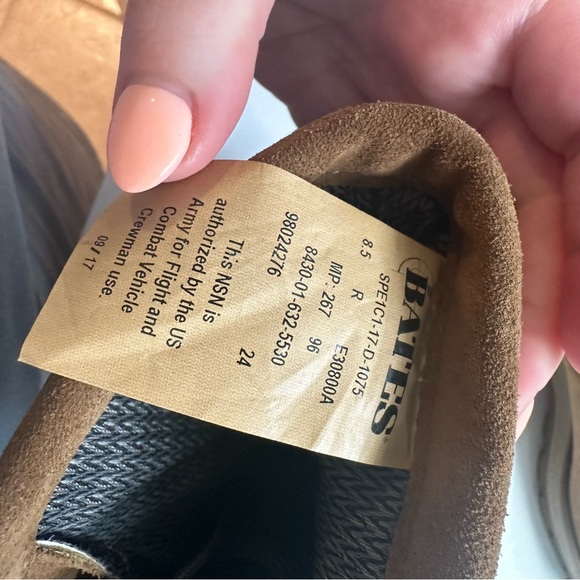 Bates Vibram Combat Boots - Picture 3 of 6